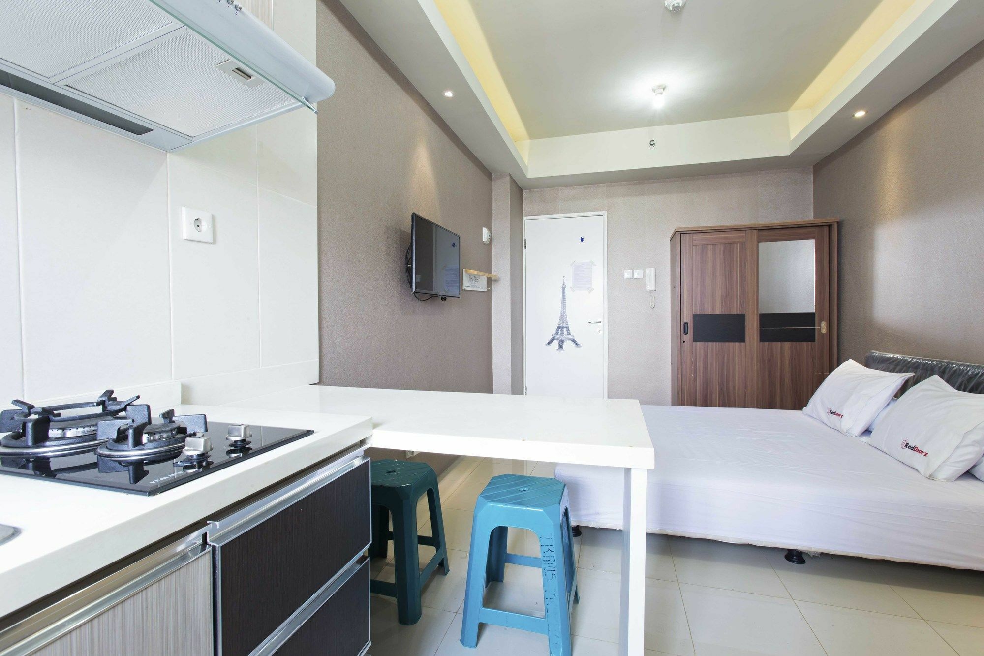 Reddoorz Apartment @ Pegangsaan Kelapa Gading 3 Jakarta Eksteriør billede