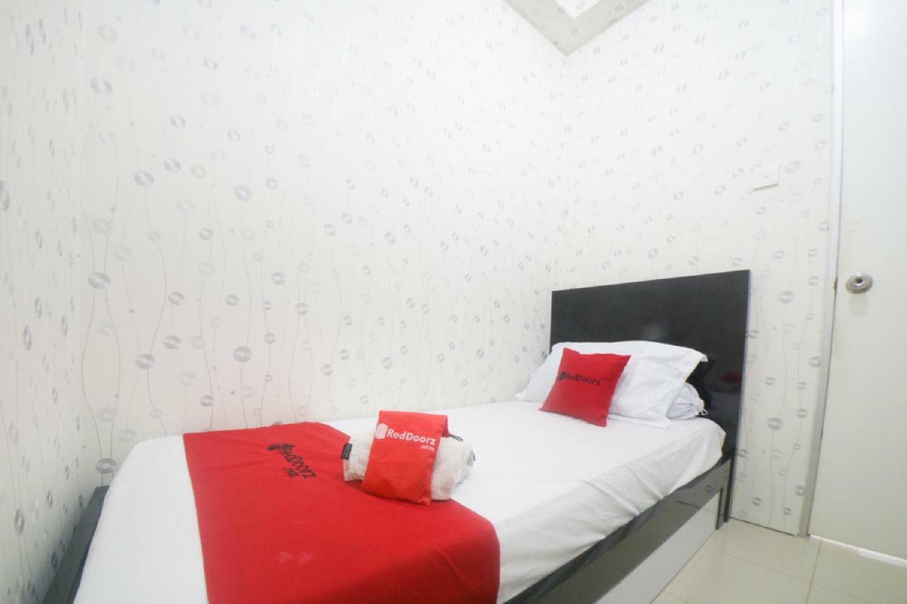 Reddoorz Apartment @ Pegangsaan Kelapa Gading 3 Jakarta Eksteriør billede